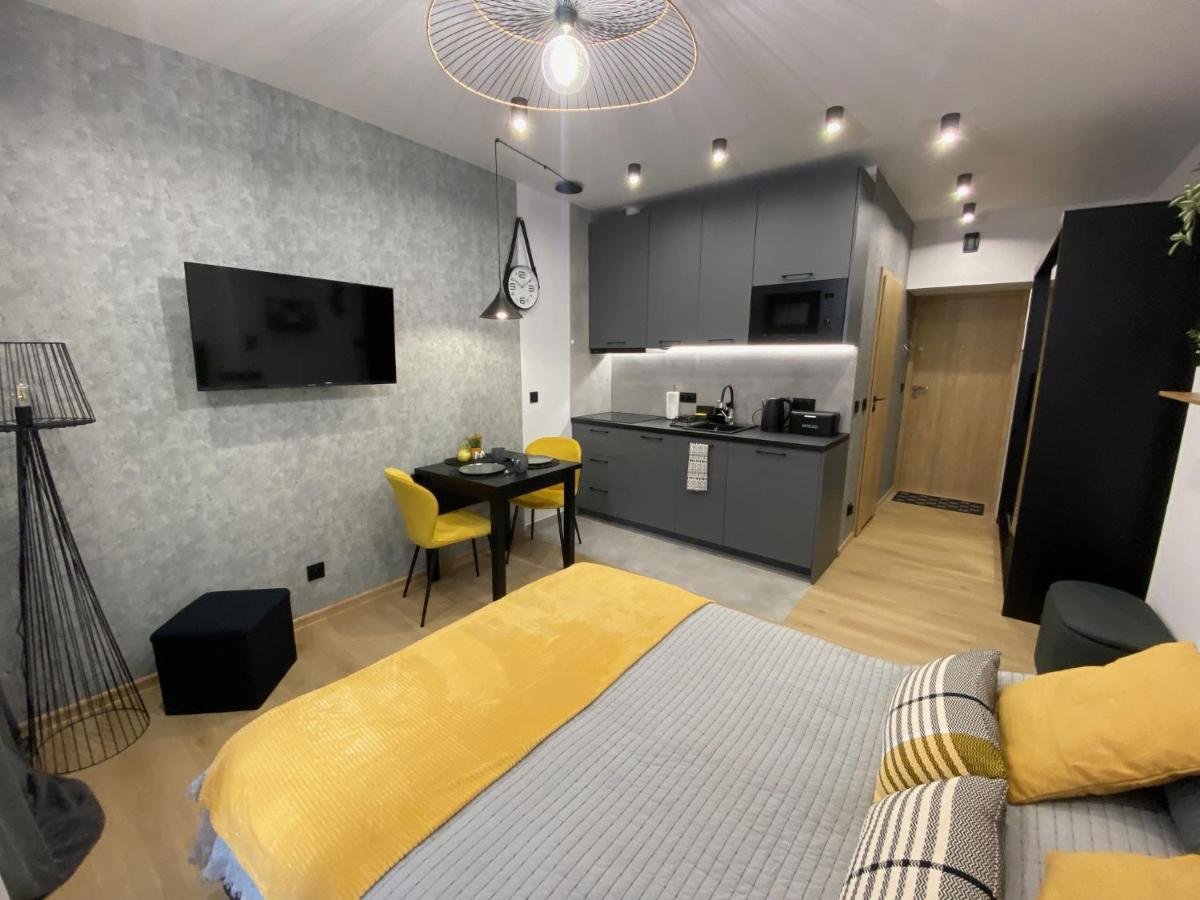 St. Cross Apartment Cracovie Extérieur photo